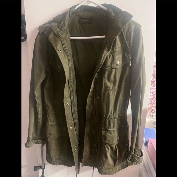 Talula trooper jacket from Aritzia - Picture 5 of 7